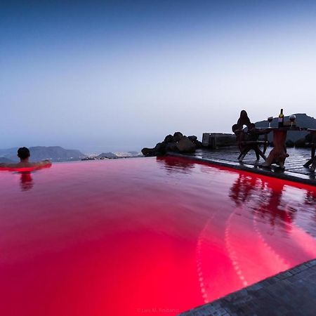 ארונה Historic Canarian House, Private Heated Infinity Pool, Bbq, Wifi + Panoramic Ocean Views מראה חיצוני תמונה