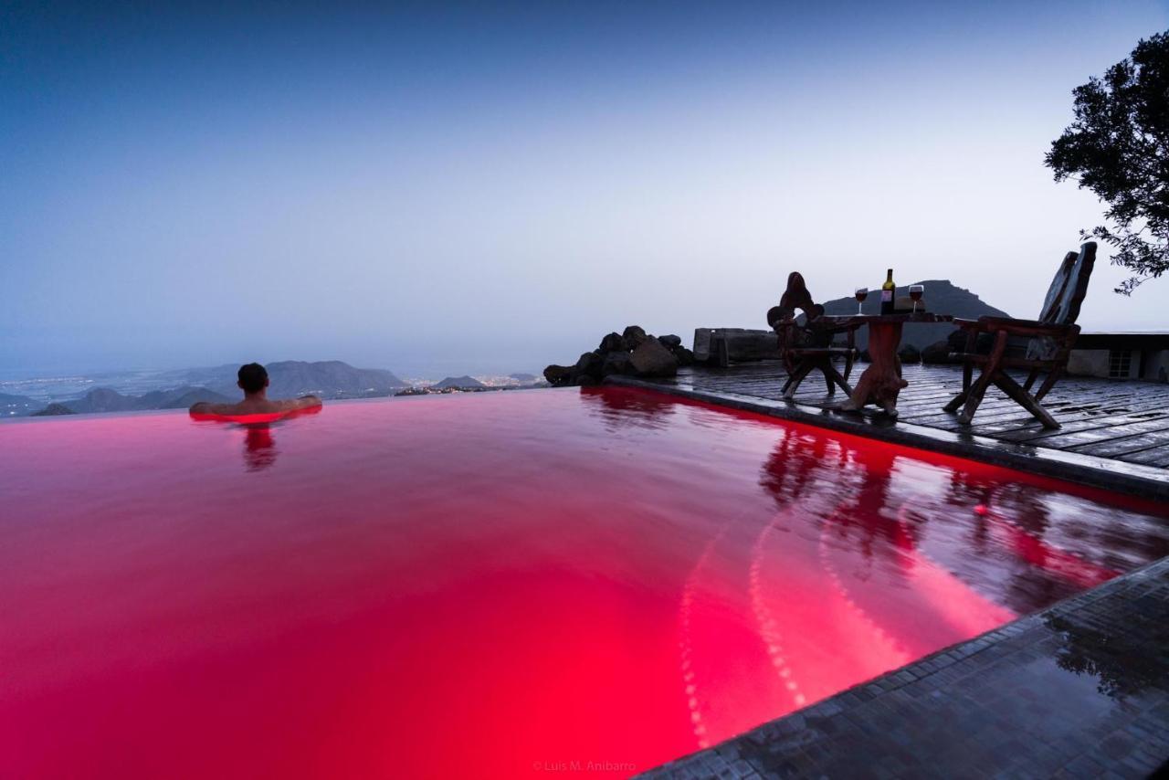 ארונה Historic Canarian House, Private Heated Infinity Pool, Bbq, Wifi + Panoramic Ocean Views מראה חיצוני תמונה