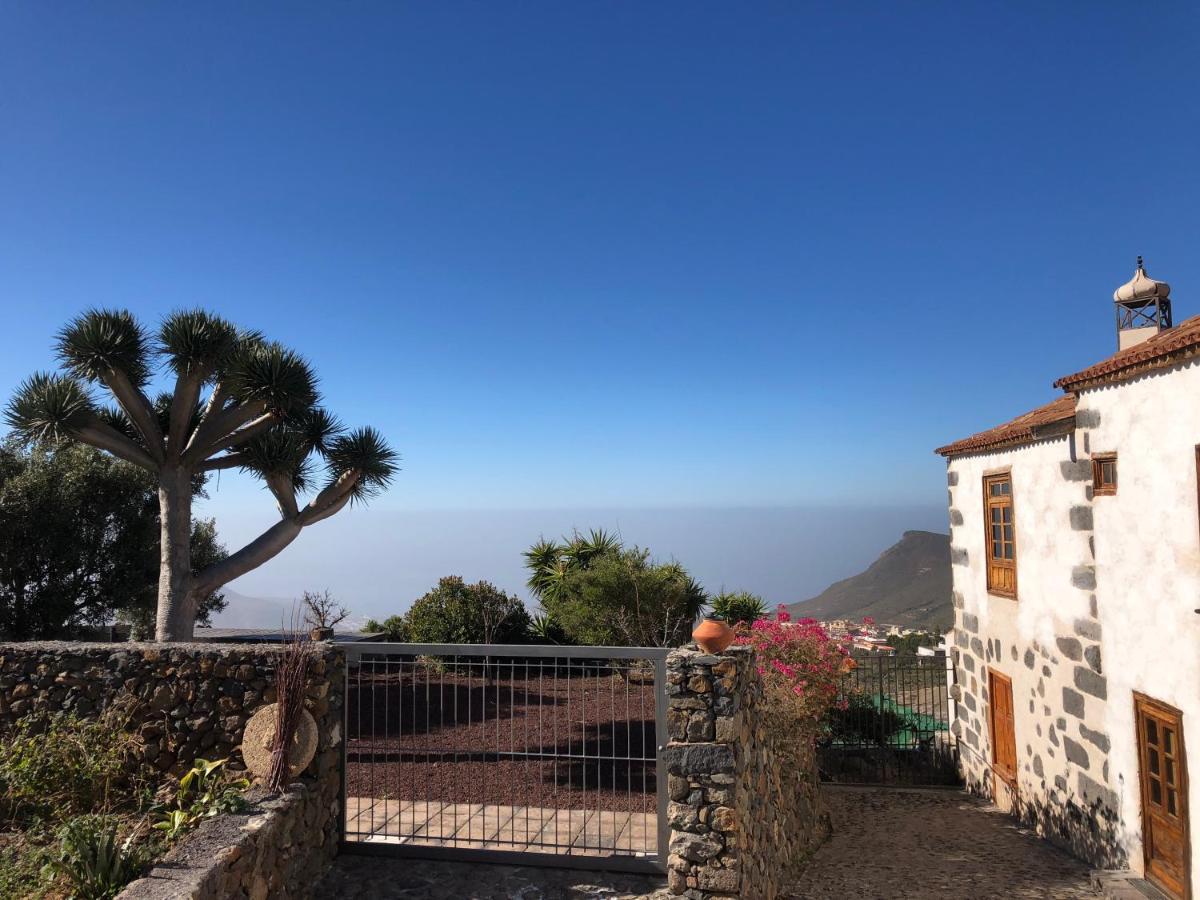 ארונה Historic Canarian House, Private Heated Infinity Pool, Bbq, Wifi + Panoramic Ocean Views מראה חיצוני תמונה